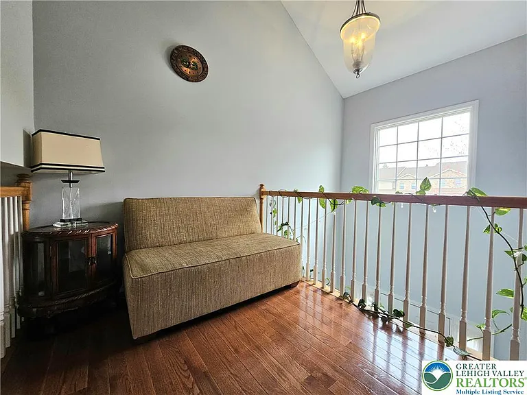 2 Tamarack Ct — Photo 14