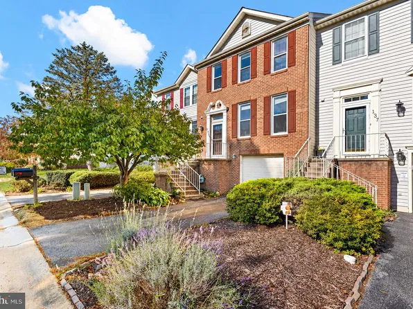 135 Attic Ct, Wilmington, DE 19808