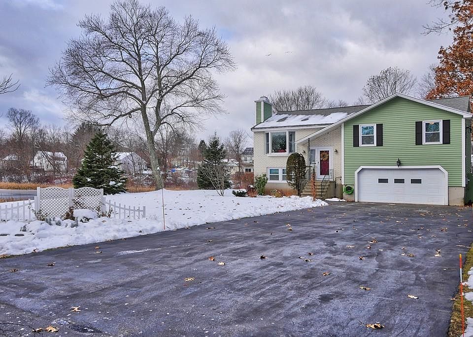 1st image of 120 Temple Dr