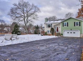 120 Temple Dr, Methuen, MA 01844