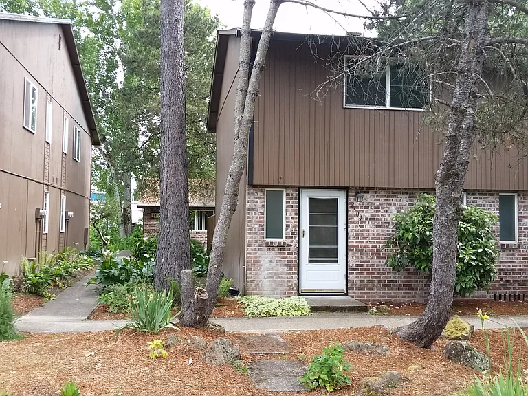 4504 SE Boardman Ave #4504 — Photo 2
