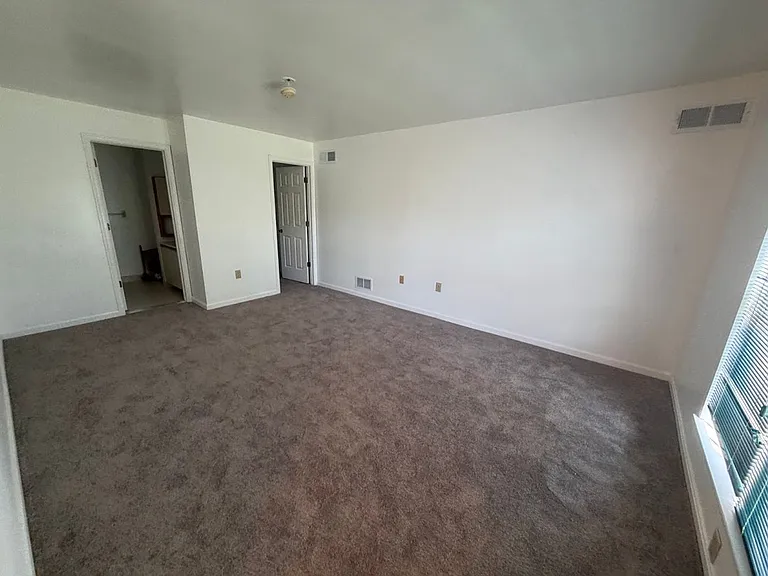 812 Christopher Dr — Photo 19