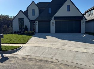 6920 S Willow Ave, Broken Arrow, OK 74011