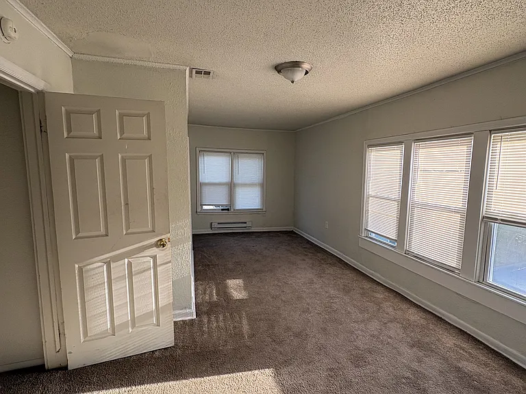 4202 Pearl St — Photo 39
