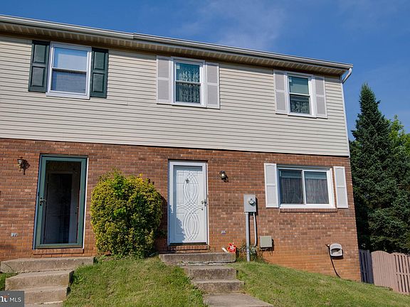 2nd image of 12311 Bonmot Pl
