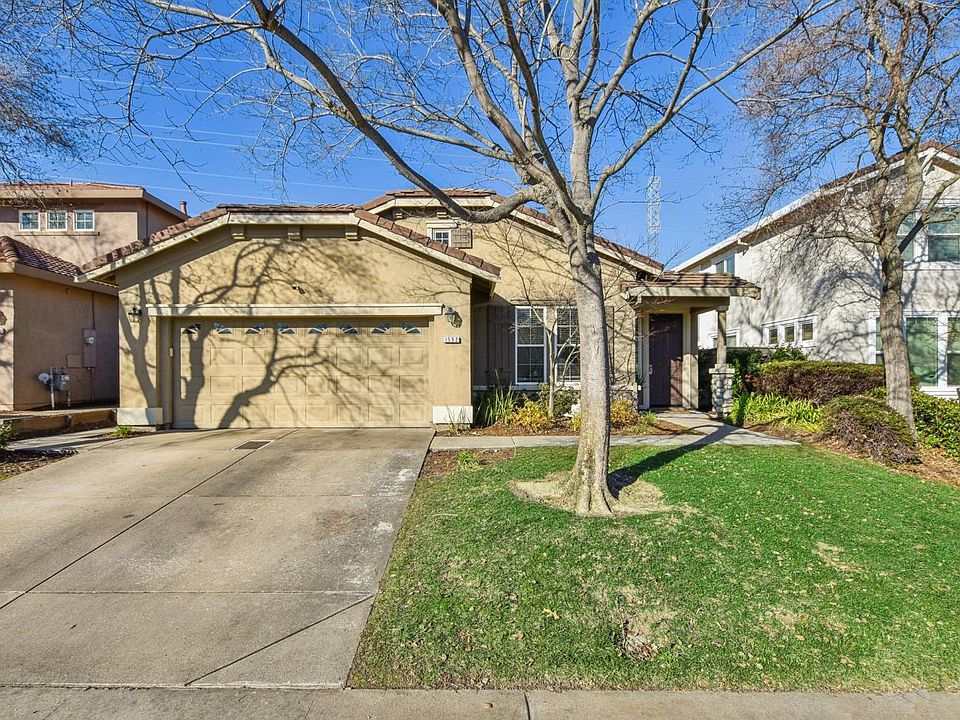 1st image of 1592 Thurman Way