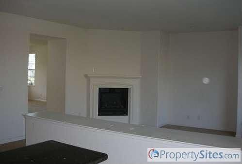 3rd image of 2433 Paul Poole Dr