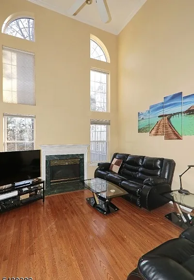 13 Minuteman Ct — Photo 18