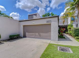 4222 Fairway Cir, Tampa, FL 33618