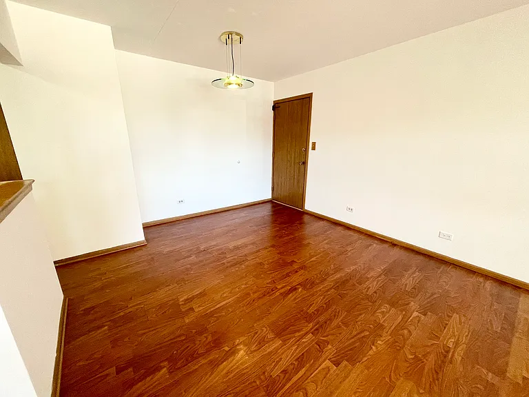 8630 S Nordica Ave #4 — Photo 4