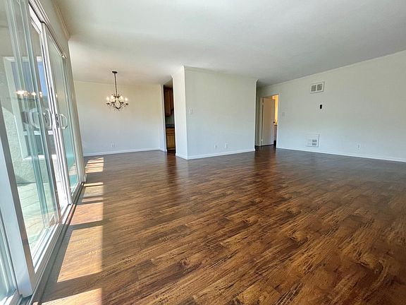 3rd image of 821 N Humboldt St APT 412