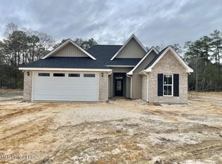 12 Dan Stewart Rd, Picayune, MS 39466