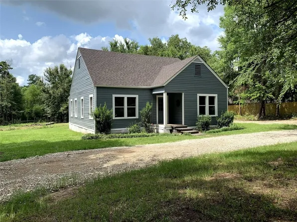 5037 W Goforth Rd, Kilgore, TX 75662