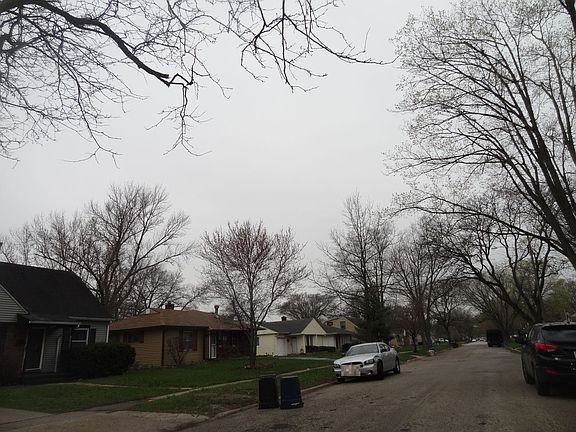 5th image of 2128 Lawndale Ave