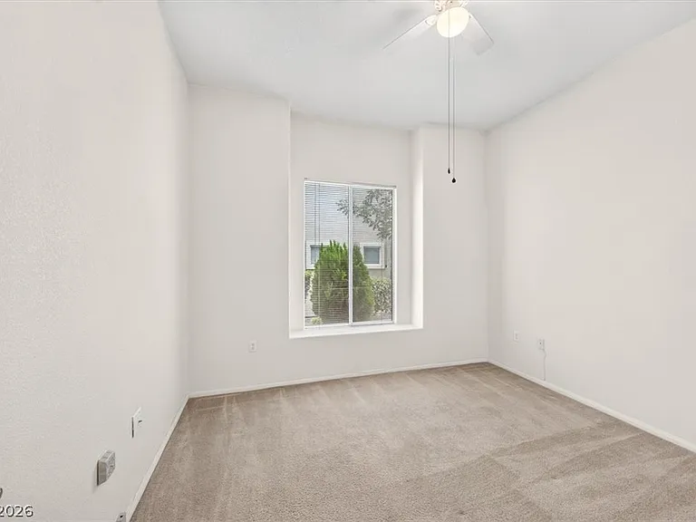 3320 Cactus Shadow St #103 — Photo 27
