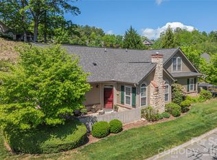 122 Outlook Cir, Swannanoa, NC 28778