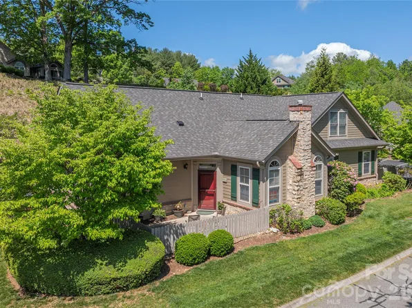 122 Outlook Cir, Swannanoa, NC 28778