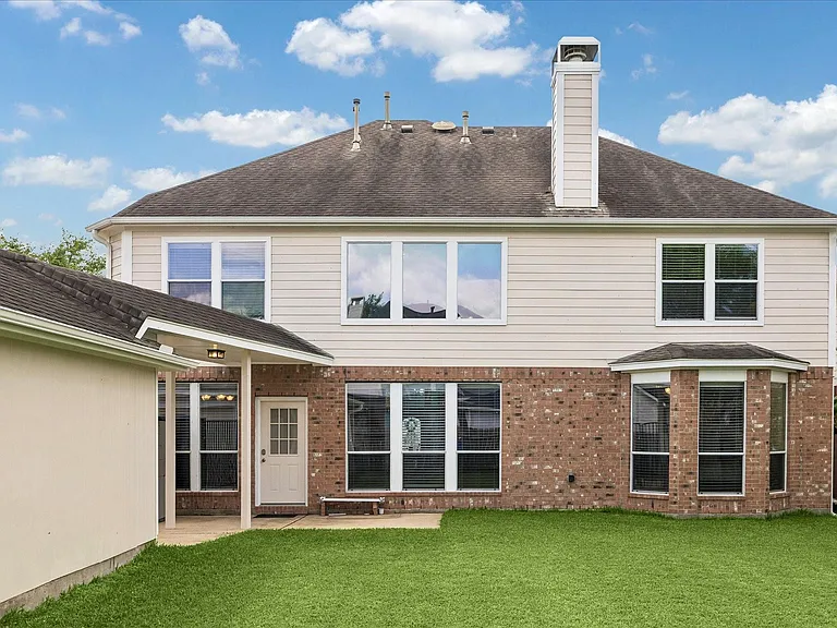 2614 Cezanne Cir — Photo 26