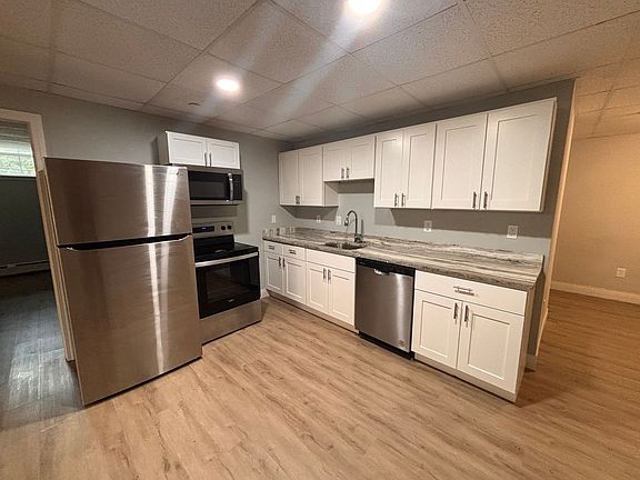 2nd image of 2 Pleasant St APT 11
