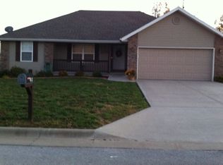 512 Rice St, Clever, MO 65631