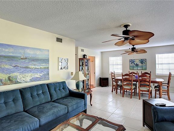5th image of 6360 River Run Dr #D2