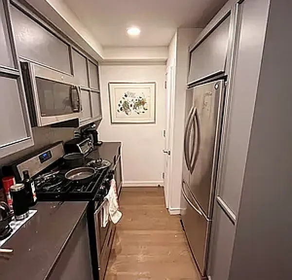 248 10th Ave #PHA — Photo 9