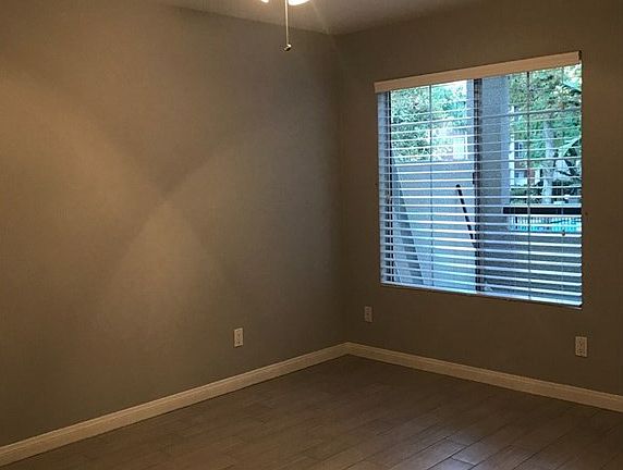 5th image of 21500 Burbank Blvd APT 101