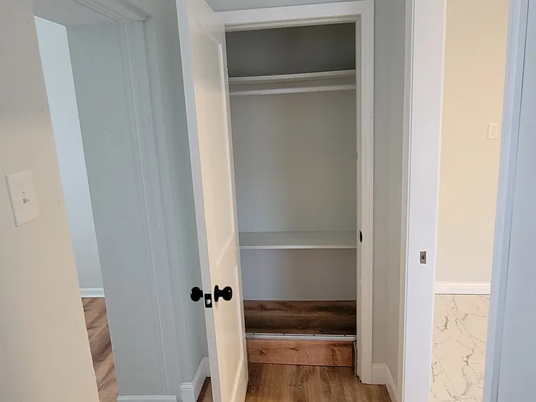5537-5539 Holly Hills Ave #5537 — Photo 21