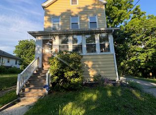 17 Grove St FLOOR 2, Poughkeepsie, NY 12601