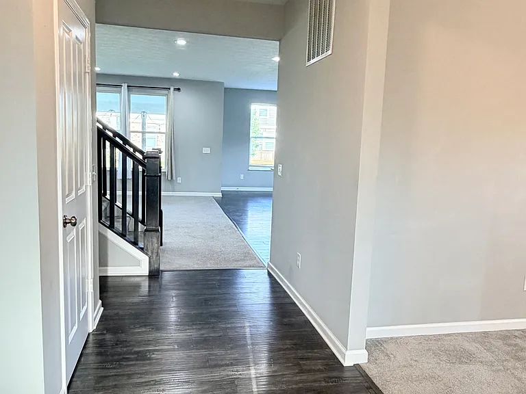 15660 Monson Dr — Photo 7