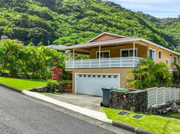 2411 Puunoa Pl, Honolulu, HI 96816