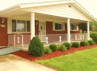 8408 Philadelphia Dr, Fairborn, OH