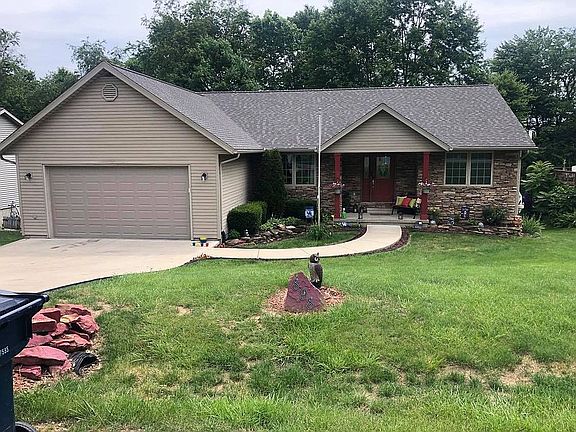 2nd image of 898 Country Club Dr