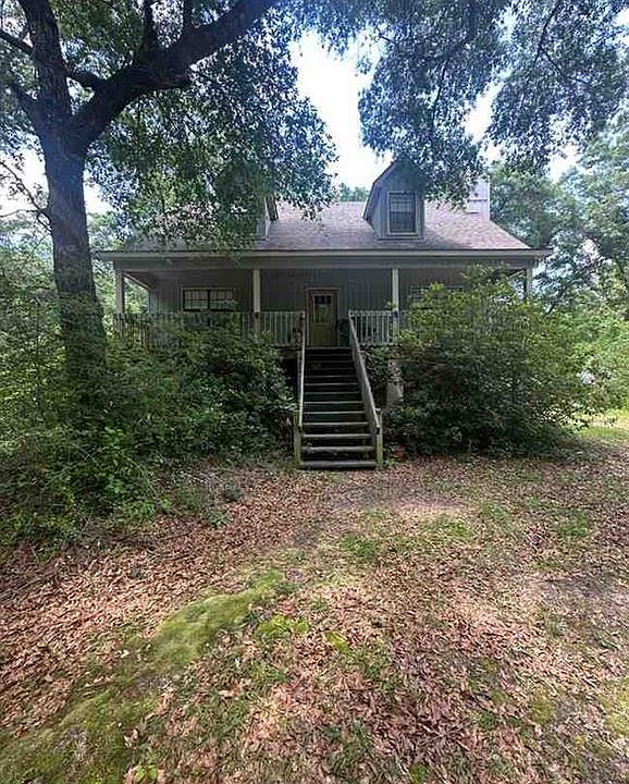 1st image of 3910 Hickory Dr