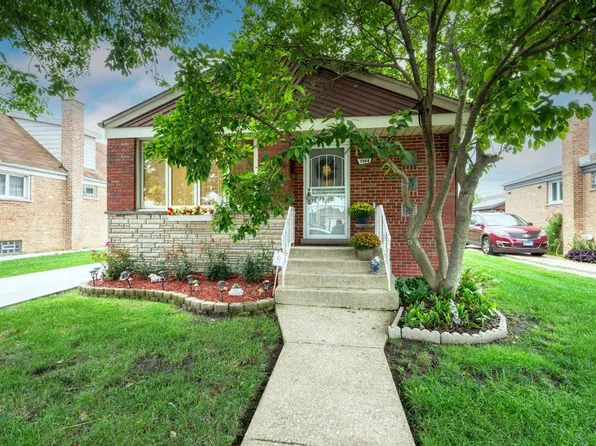 7964 S Tripp Ave, Chicago, IL 60652