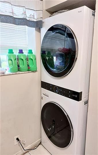 2nd image of 702 Gardens Dr #106-1-1