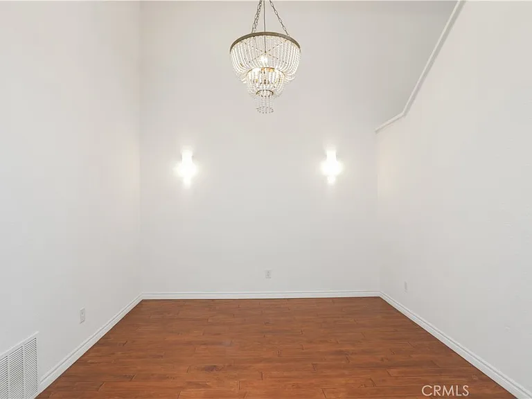112 Santa Rosa Ct — Photo 6