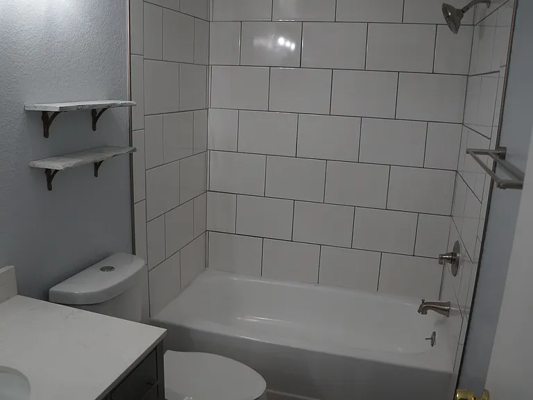 1150 S Meadow Ln #63 — Photo 10