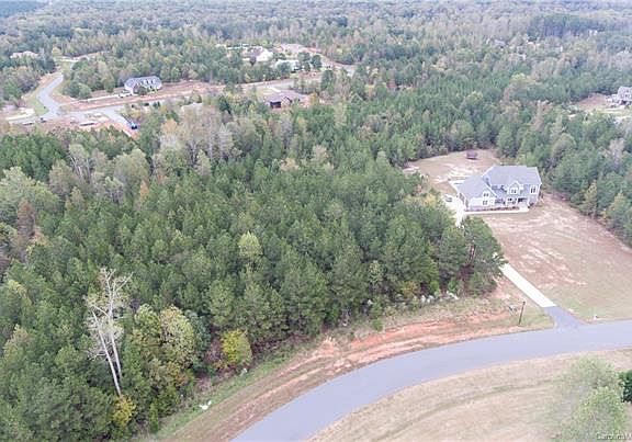 4th image of 1027 Catawba Shores Dr #46
