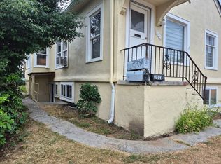 1023 5th St #A, Bremerton, WA 98337