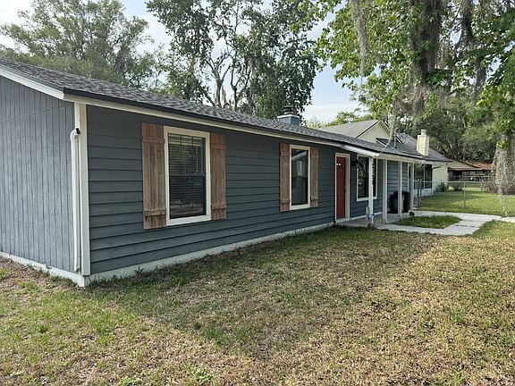 2nd image of 2120 Blair Rd