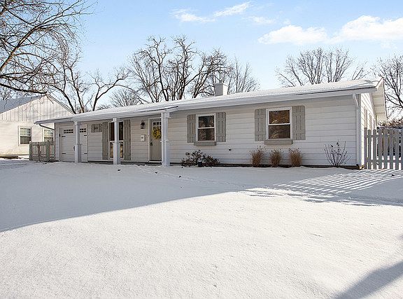 2nd image of 10257 Hyacinth Dr