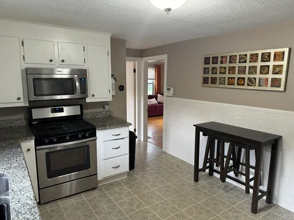 49A Plainfield Ave Unit 1A, Shrewsbury, MA 01545