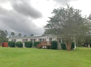 3613 Roche Ave, Vernon, FL 32462