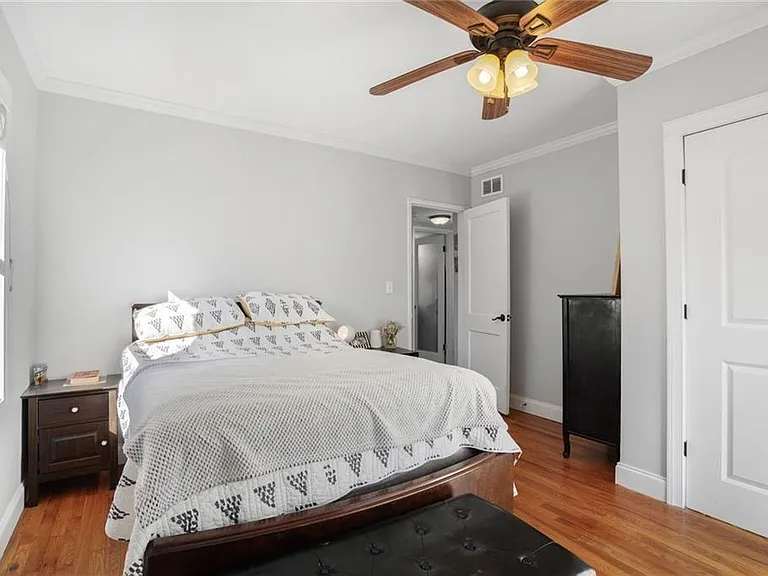 708 Argonne Ave NE #5 — Photo 12