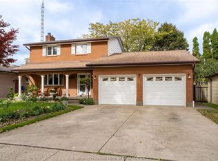7 Balmoral Rd, Chatham Kent, ON N7L 4P7