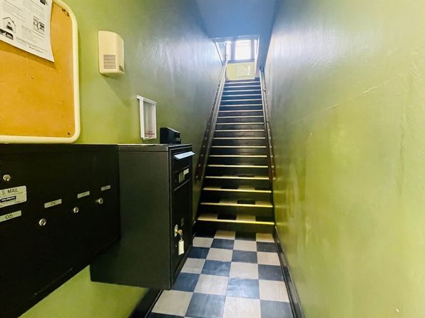 6350-6360 SE Foster Rd #B634F996E