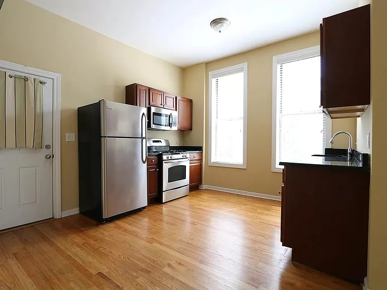 2234 W Taylor St #2-F — Photo 5