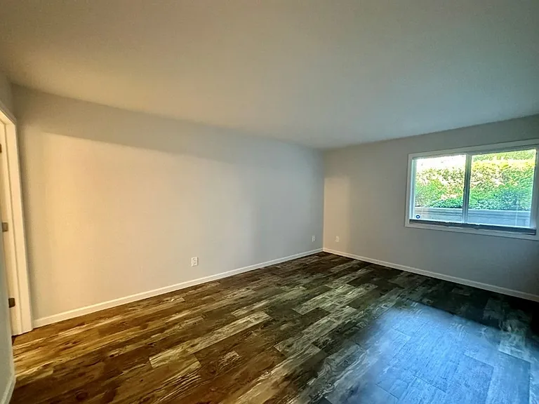 9201 NE Juanita Dr #103 — Photo 7