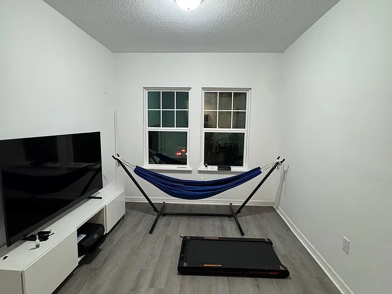 1472 Garden Arbor Ln — Photo 9